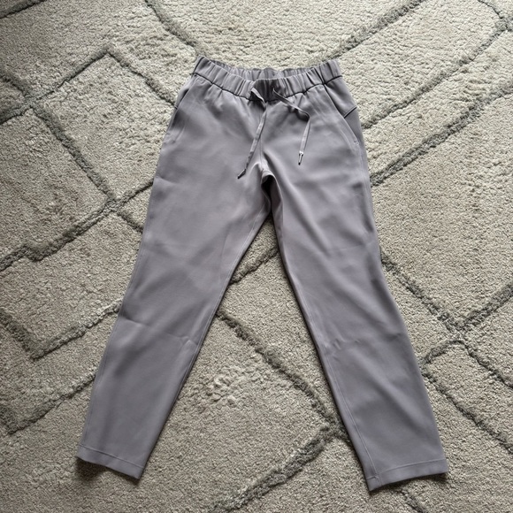 Lululemon On The Fly Jogger pants pull on elastic waist gray Silverscreen 6 - Picture 1 of 10